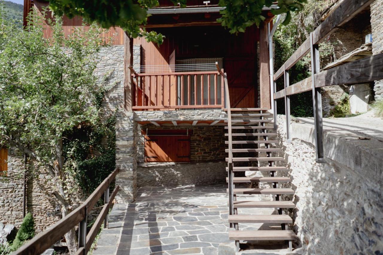 El Xalet De La Vall De Cardos Lladros Dış mekan fotoğraf